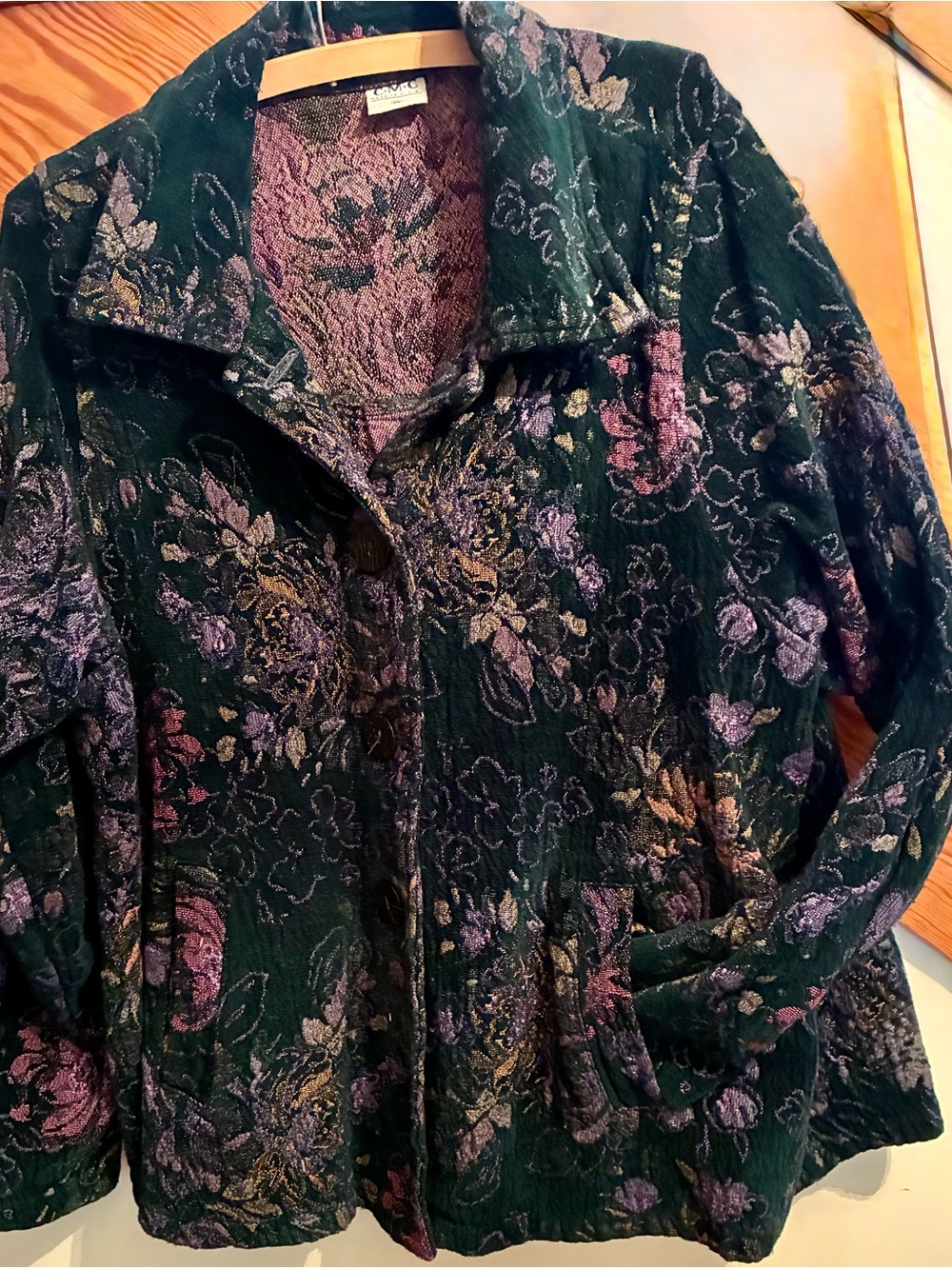 Black Floral Jacquard Button-Front Jacket